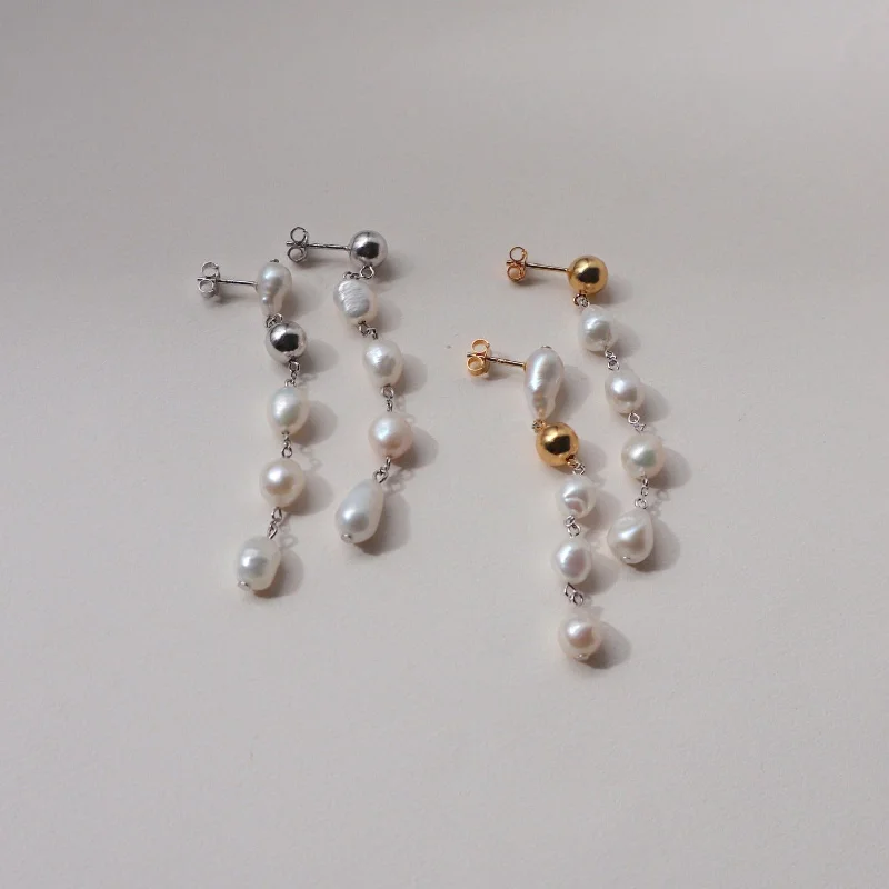 Women’s chandelier earrings-'Martha' Mismatched Drop Pearl Earrings