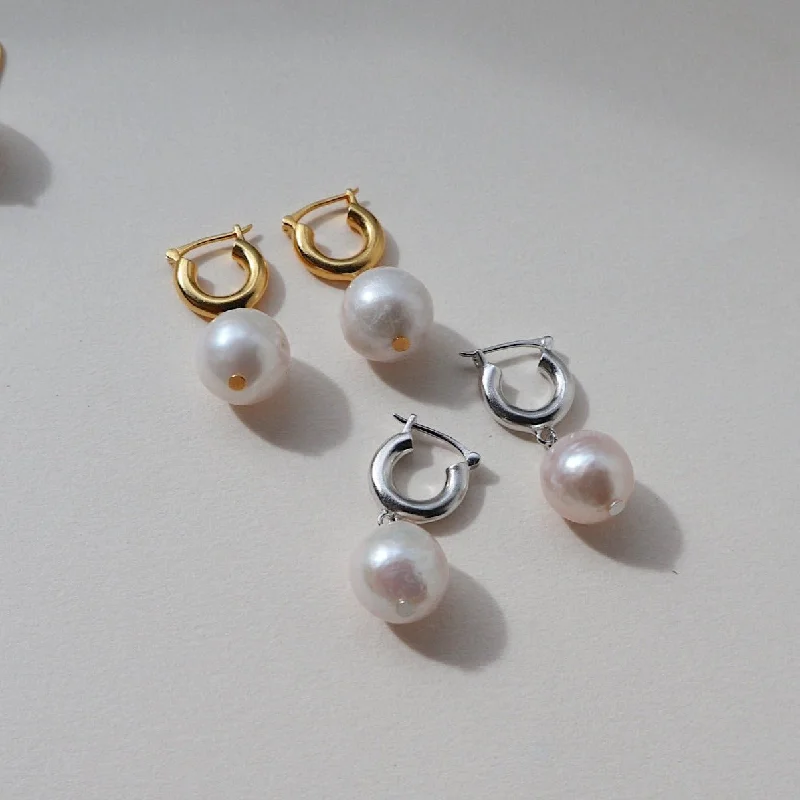 Women’s boho earrings-'Eloise' Pearl Huggie Earrings