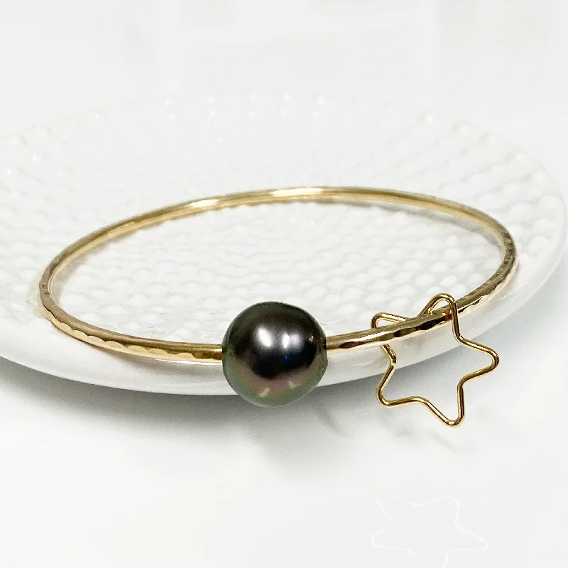 Women’s tennis bracelet-Star charm bangle - Tahitian pearl (B435)