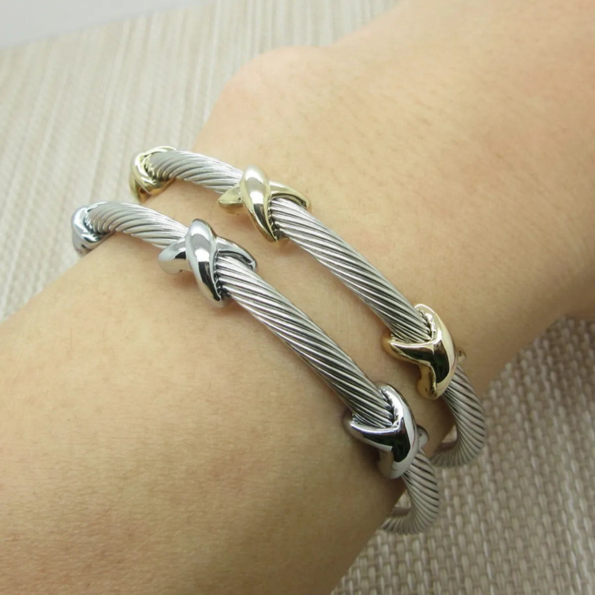 Women’s adjustable bangle set-1 Piece Fashion Color Block Titanium Steel Bangle