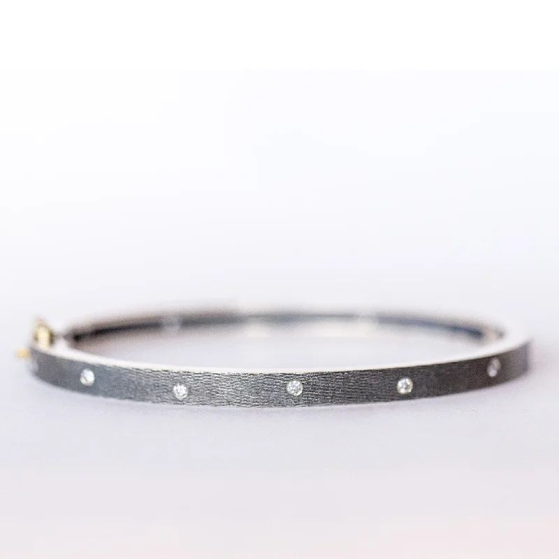 Women’s diamond bangle-Rene Escobar | Carol 4mm Bangle