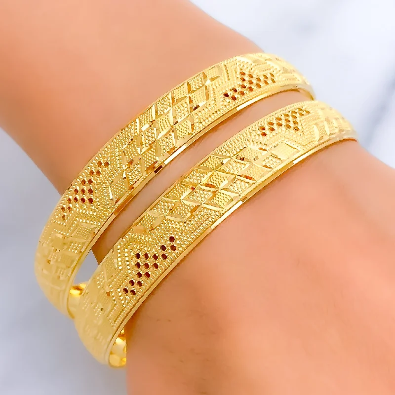 Women’s cuff bracelet-Classic Alluring Checkered 22k Gold Bangle Pair