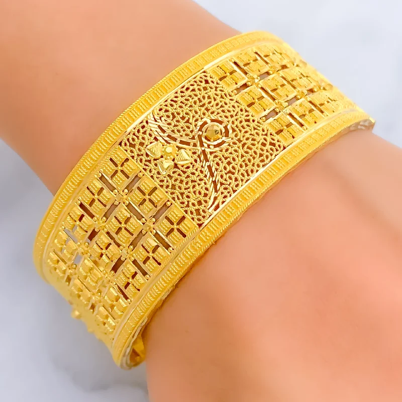 Women’s leather cuff bracelet-Versatile Graceful 22k Gold Netted Screw Bangle