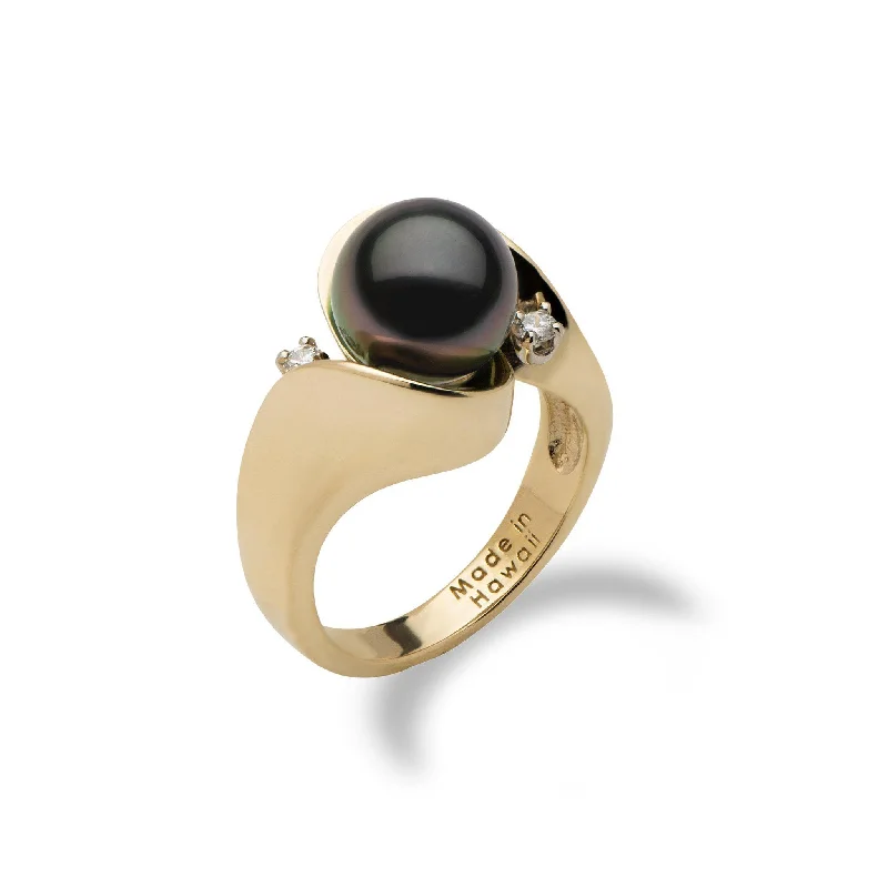 Women’s engagement rings with emeralds-Tahitian Black Pearl Ring in Gold with Diamonds - 9-10mm