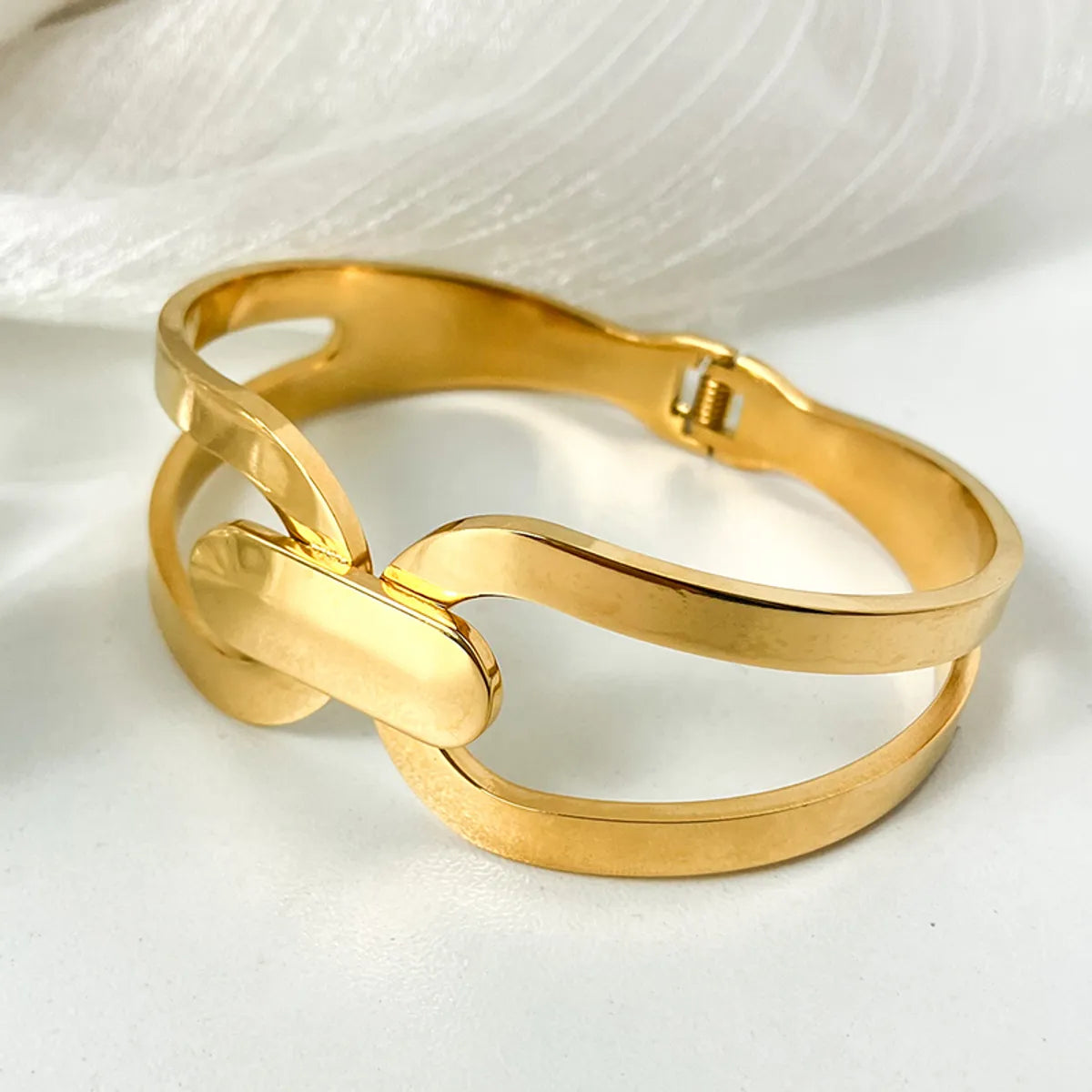 Women’s luxury bracelet-Simple Style Roman Style Oval Solid Color Stainless Steel Plating Gold Plated Bangle