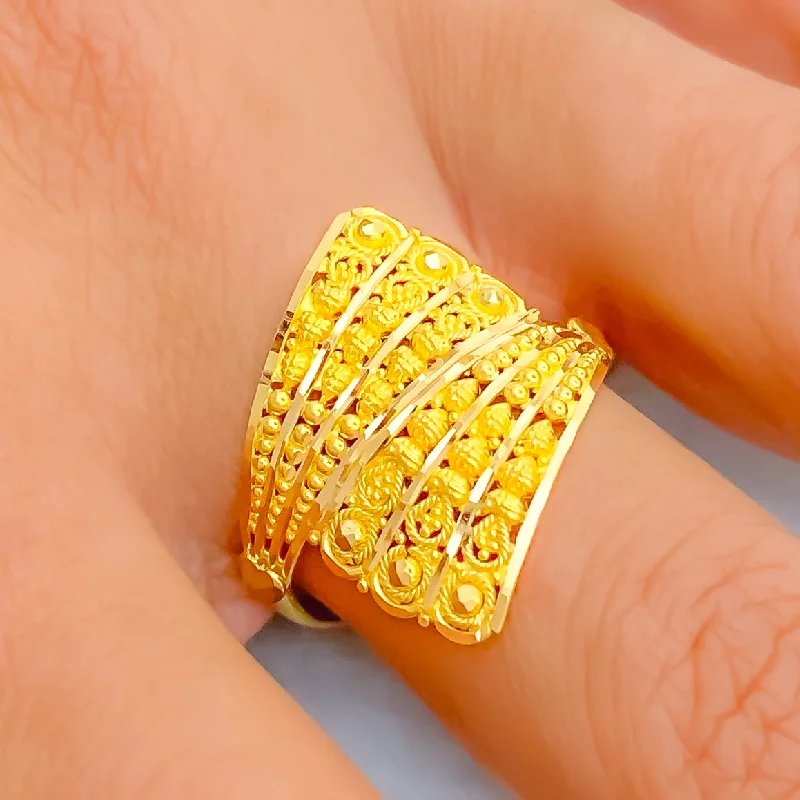 Women’s two-tone wedding ring-Gorgeous Radiant 22K Gold Ring