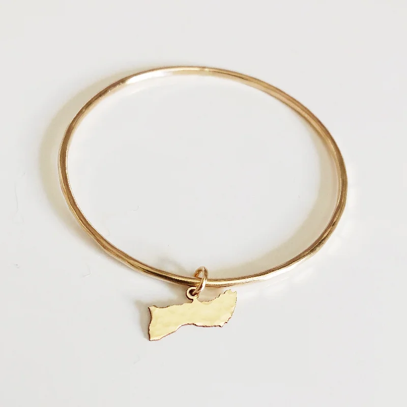 Women’s gold-plated bracelet-Molokai charm bangle (B424)