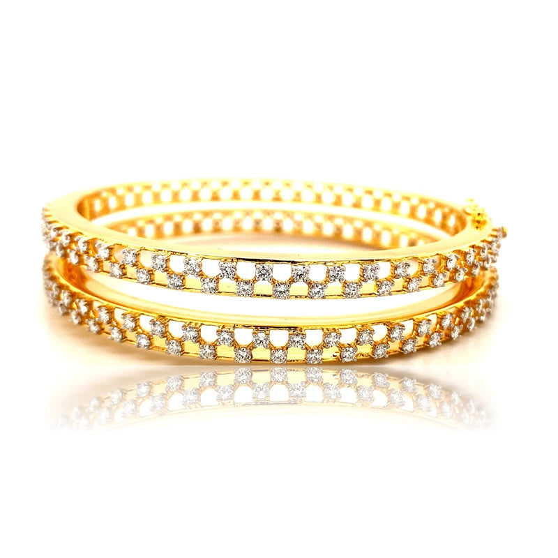 Women’s luxurious bracelet-MAANSI DIAMOND BANGLE