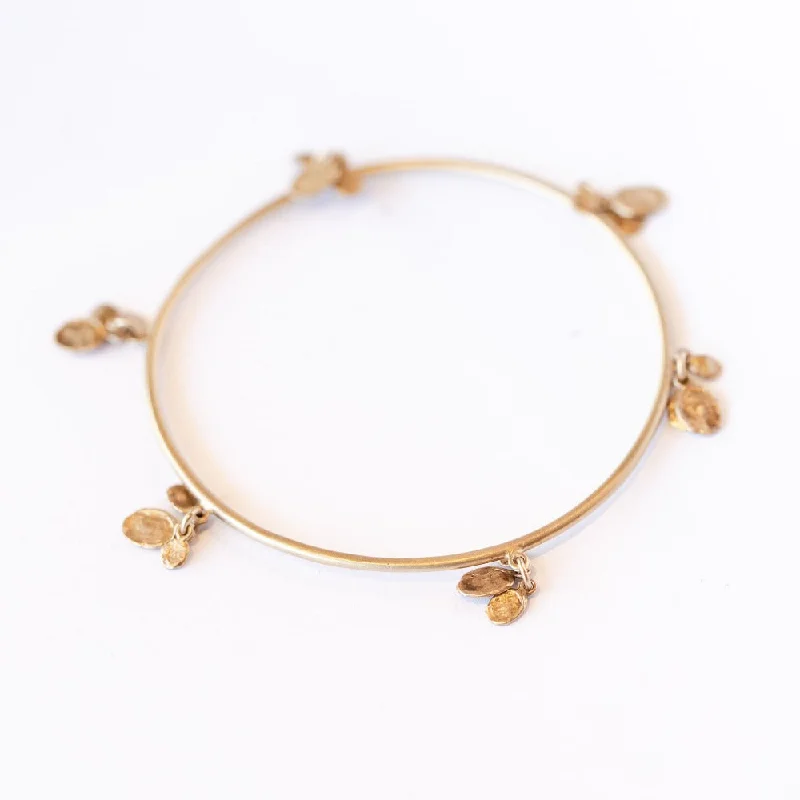 Women’s infinity bracelet-Victoria Cunningham | Golden Flake 6 Loop Bangle