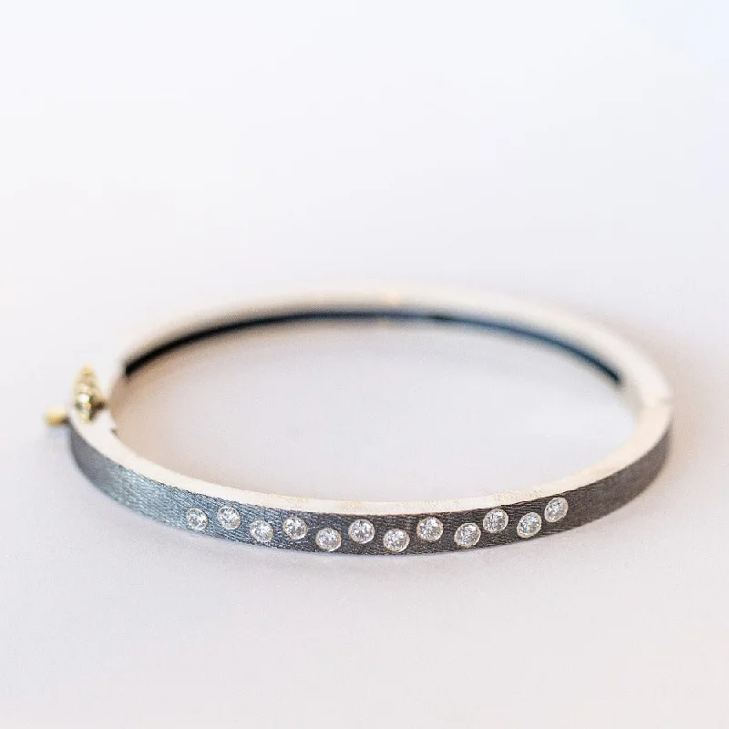 Women’s luxury bracelet-Rene Escobar | Laura 4mm Bangle