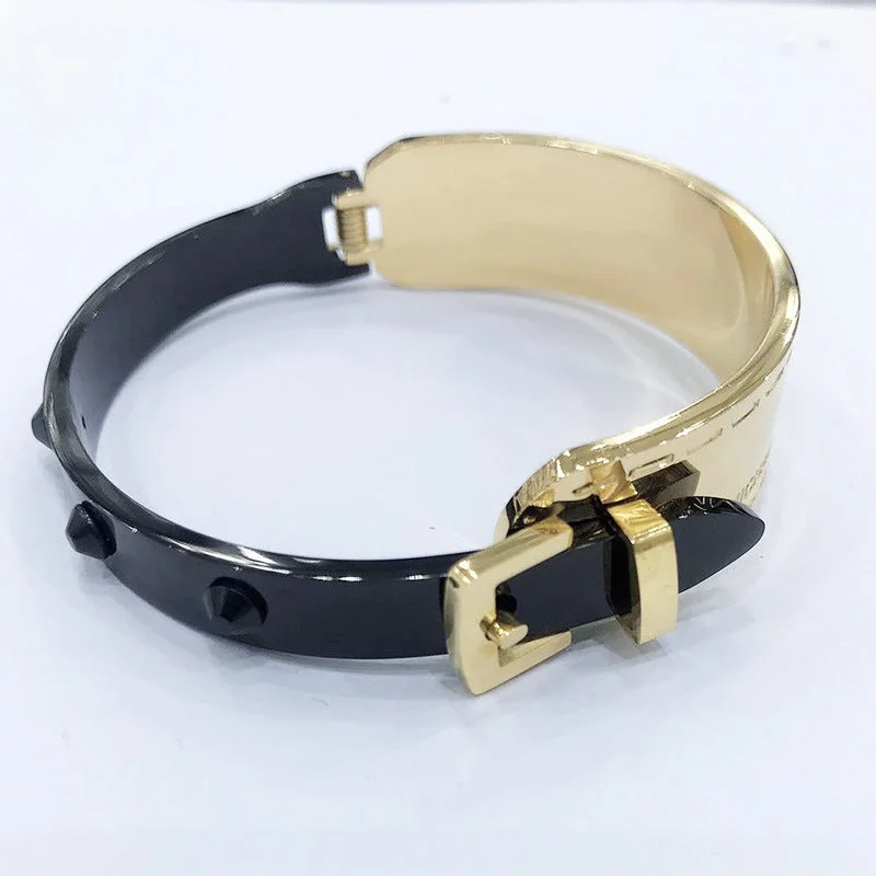 Women’s personalized bracelet-Fashion Geometric Titanium Steel Plating Bangle