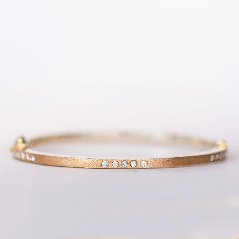 Women’s rose gold bracelet-Rene Escobar | Aria 2.5mm Bangle