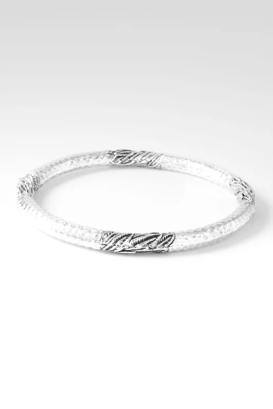 Women’s sterling silver bangles-Peace Be Still Bangle™ in Leaves