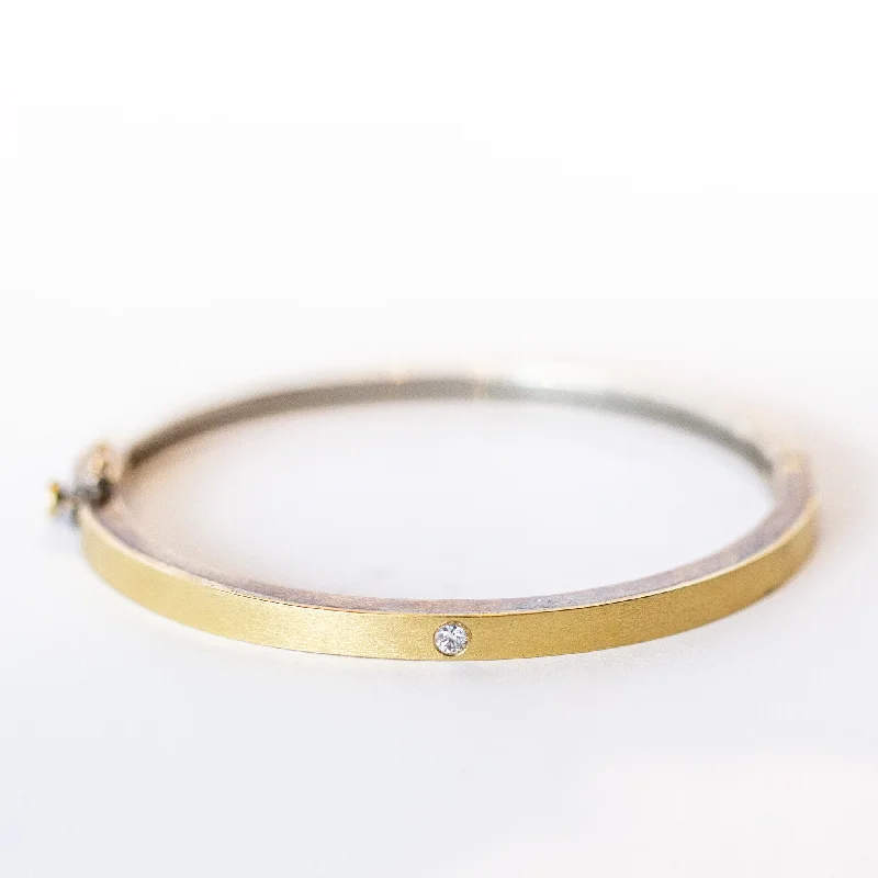 Women’s pearl bangle-Rene Escobar | Valery 4mm Bangle