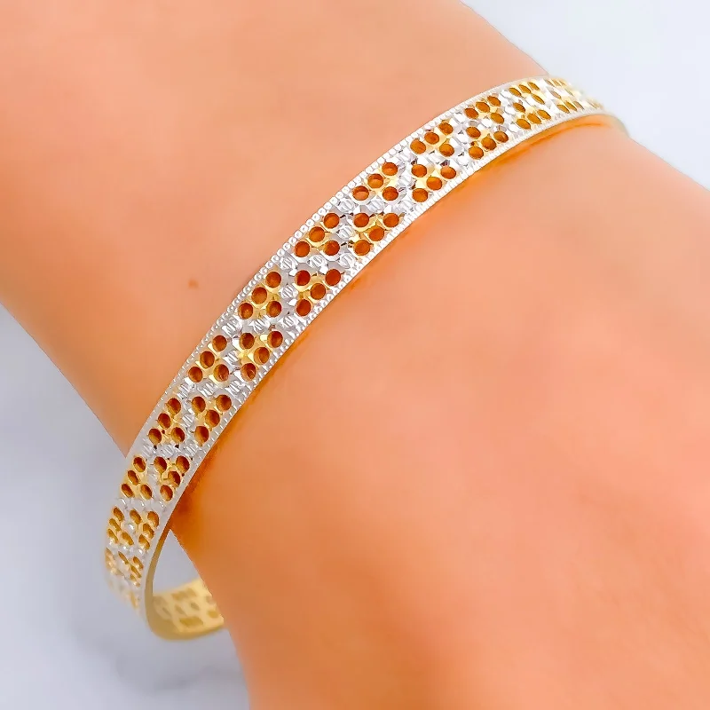 Women’s silver cuff bangles-Charming Checkered 22k Gold Bangle